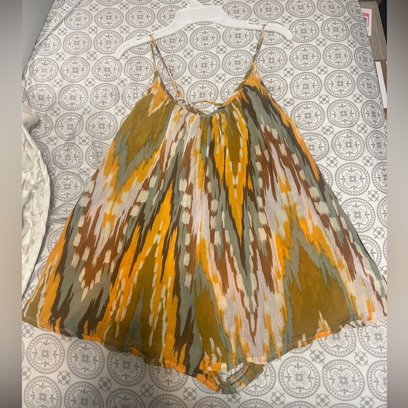 Urban Outfitters Printed Mini Romper. Worn once. - Picture 1 of 3
